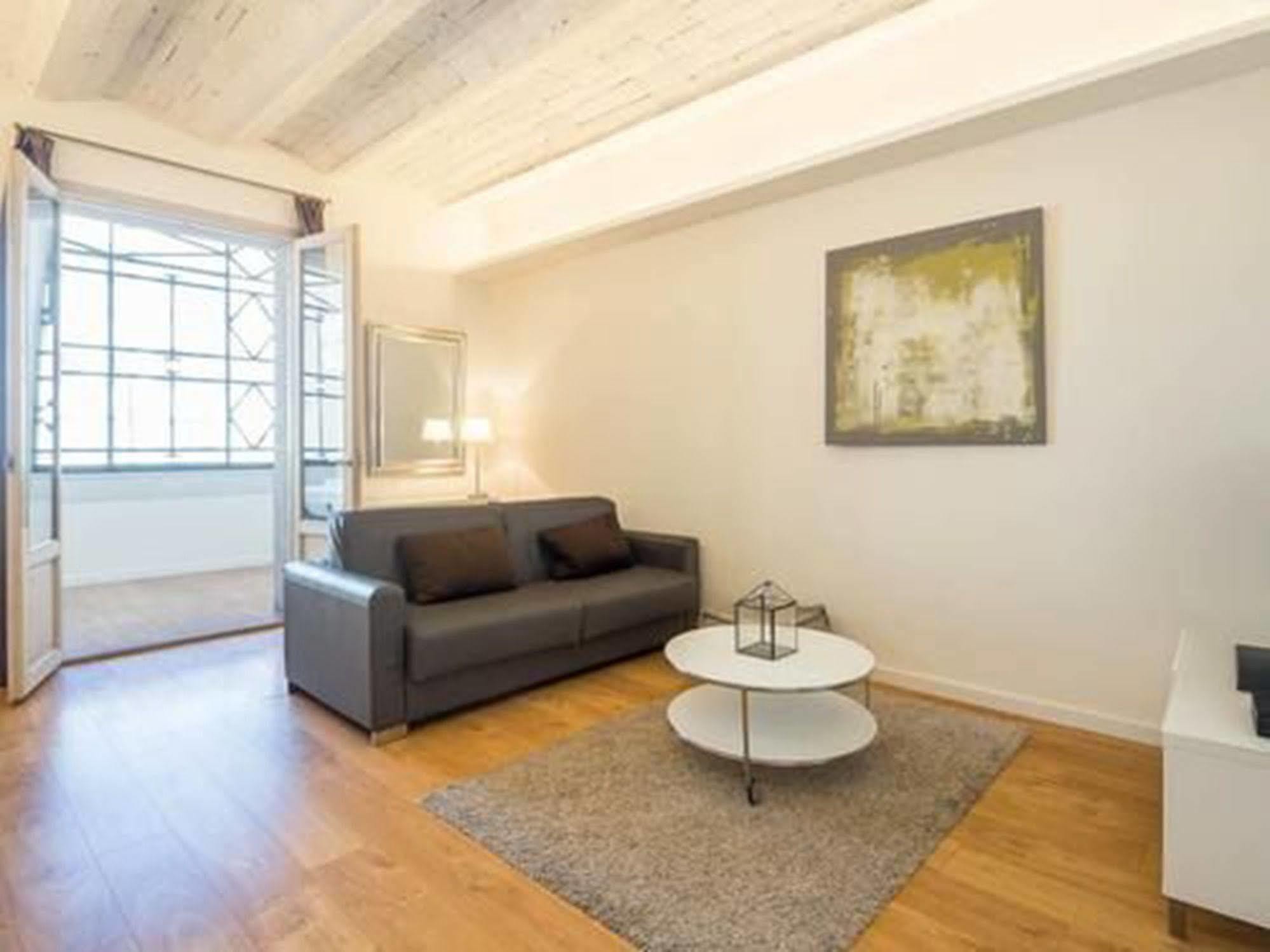 Rent Top Apartments Near Plaza De Catalunya Barcelona Exteriér fotografie