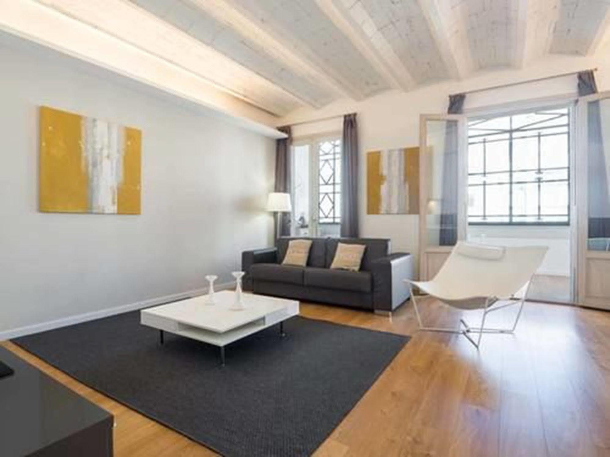 Rent Top Apartments Near Plaza De Catalunya Barcelona Exteriér fotografie